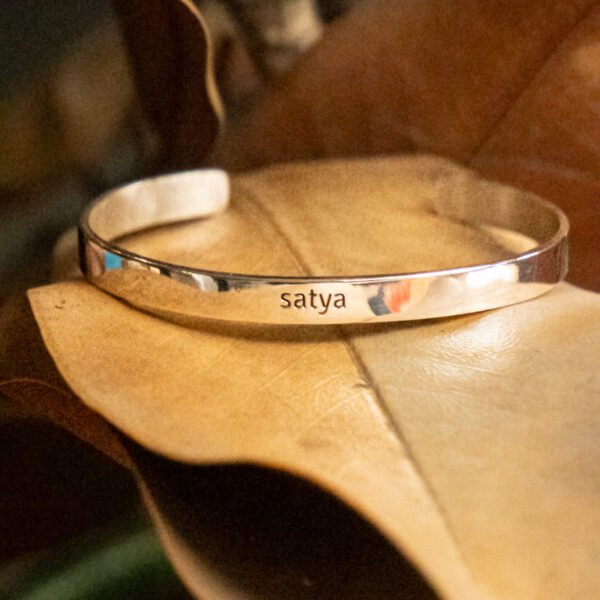 PULSEIRA SATYA